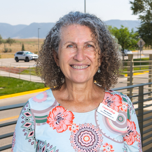 barb agostini headshot